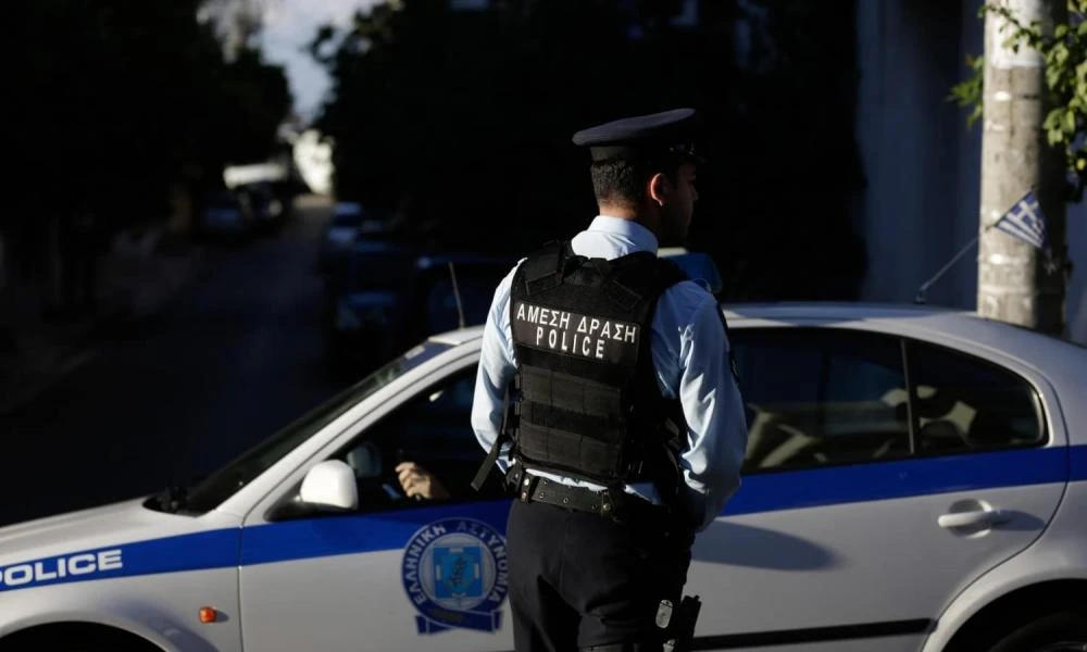 Αλεξανδρούπολη: Συνελήφθησαν τρία άτομα για εμπορία ανθρώπων και παράνομη κατοχή ταξιδιωτικού εγγράφου